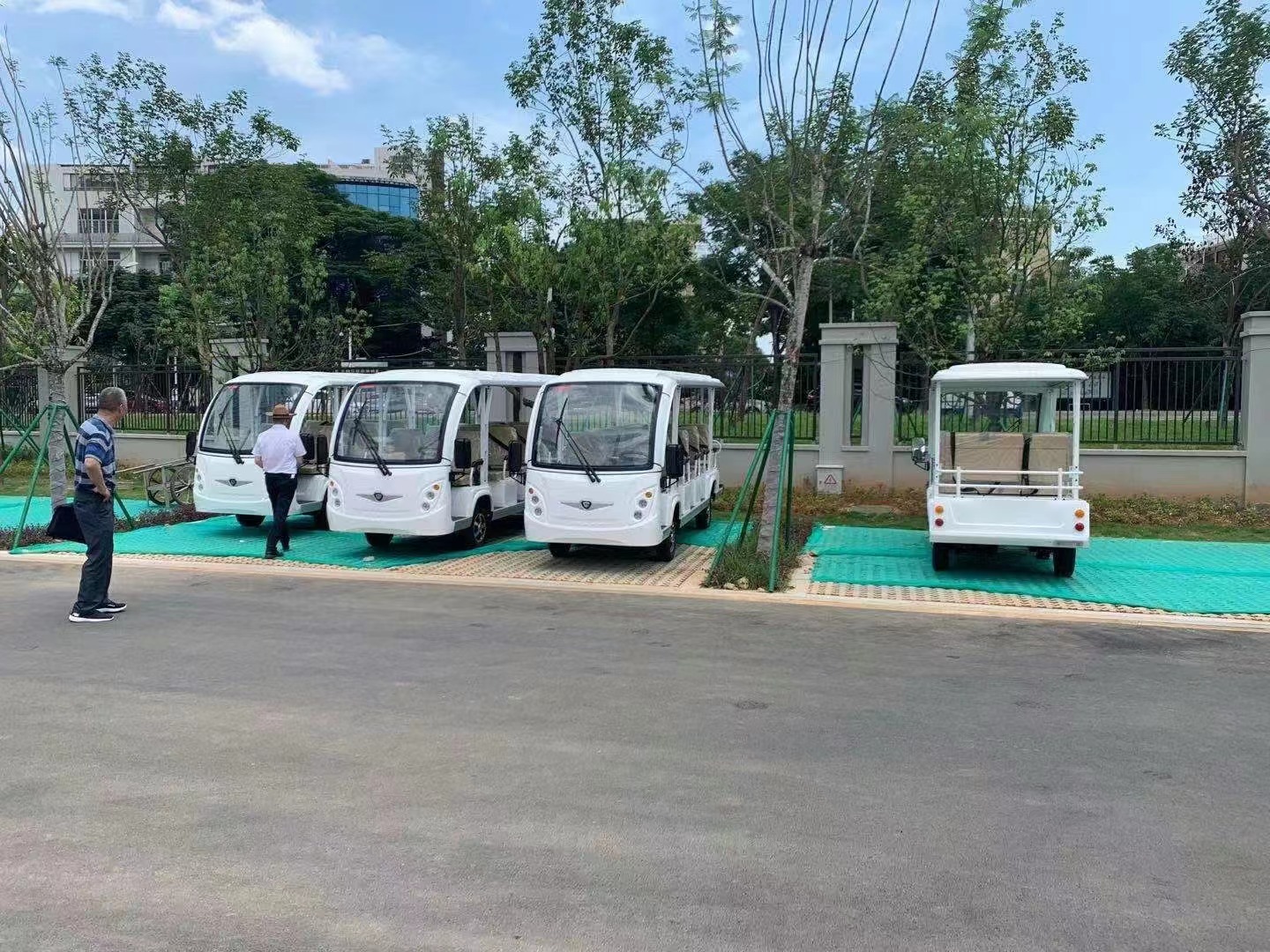 福建省中共省委党校购买我司麻豆一二三产区观光车