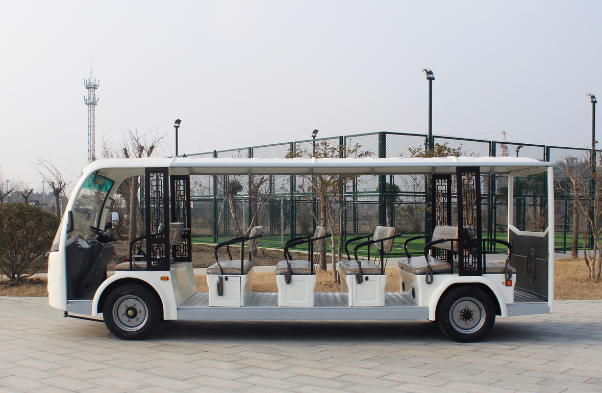 23座麻豆一二三产区观光车