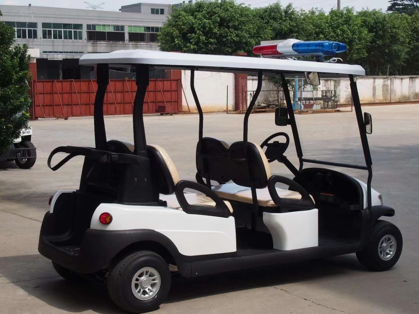 4座校园巡逻车、高尔夫巡逻车、巡逻电瓶车