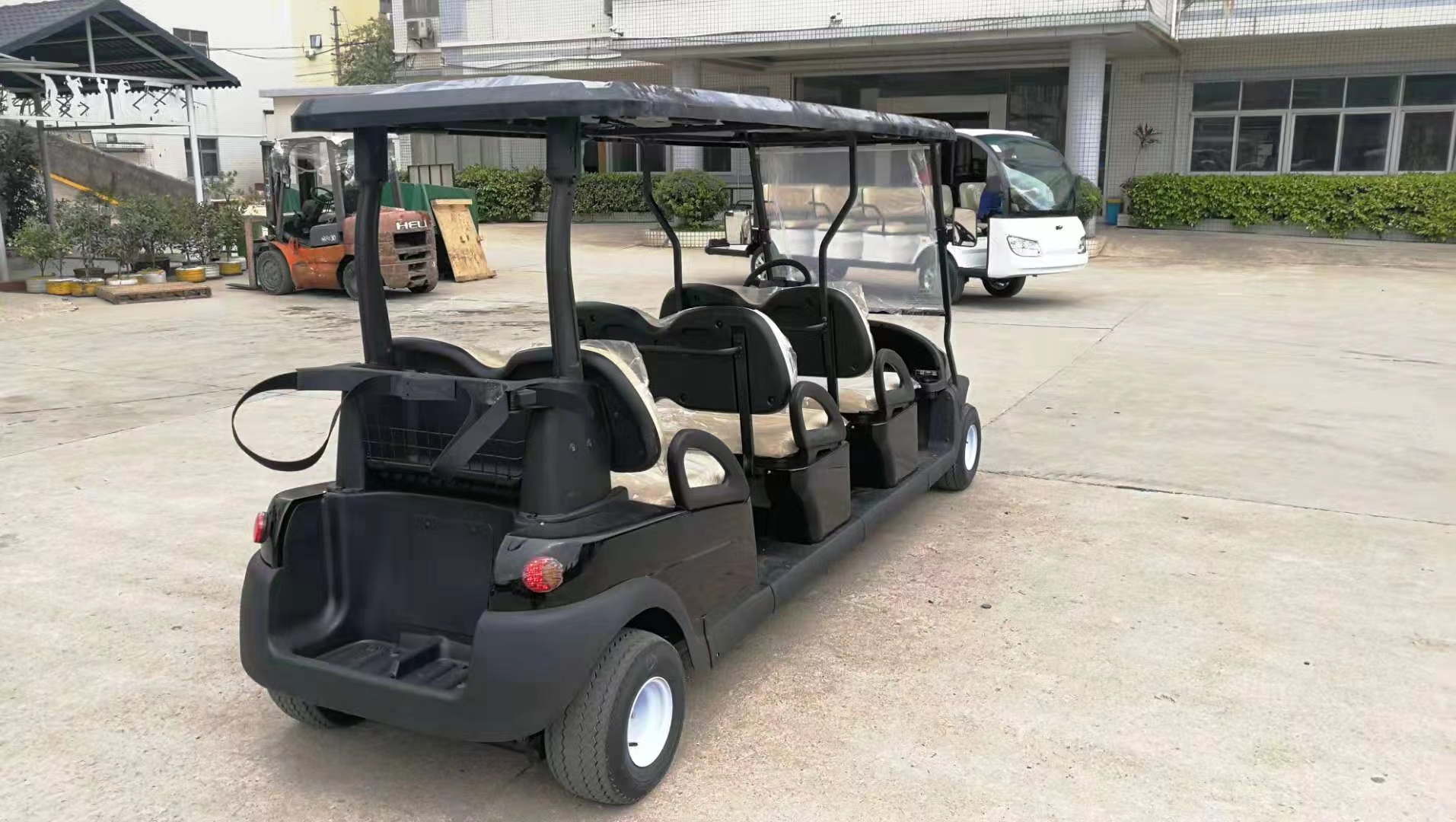 6座麻豆一二三产区观光游览高尔夫球车