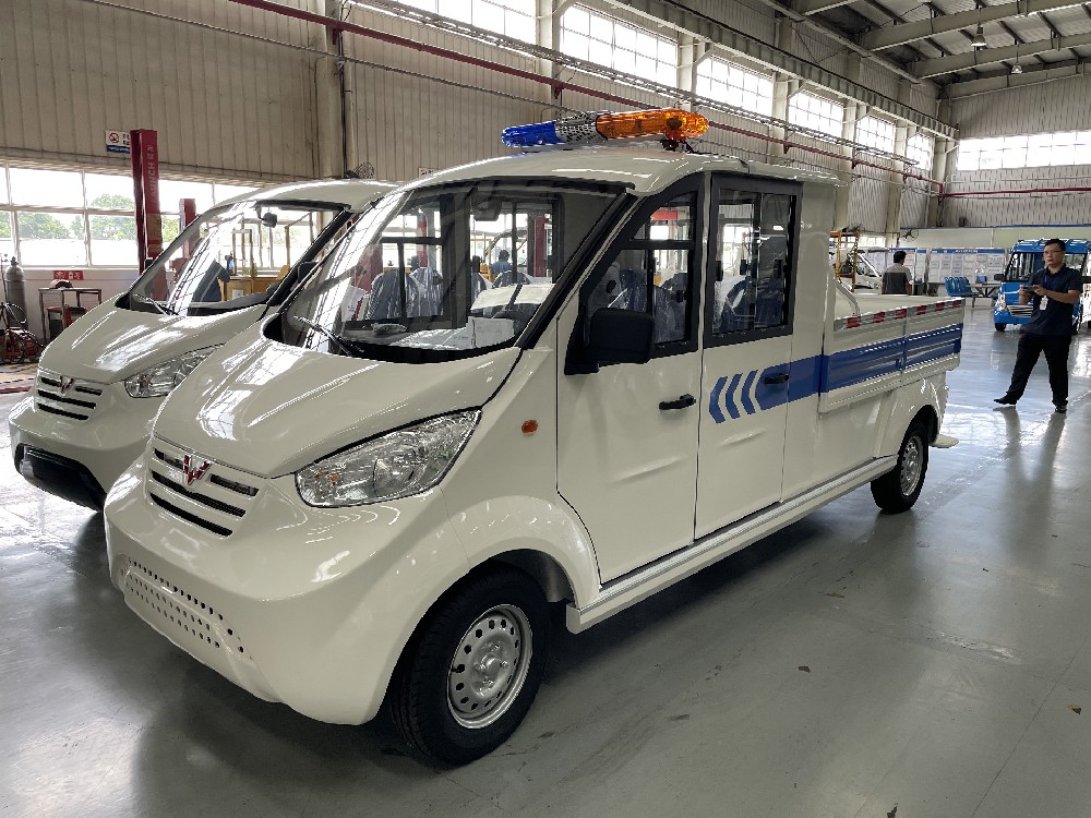 五菱皮卡麻豆一二三产区巡逻车